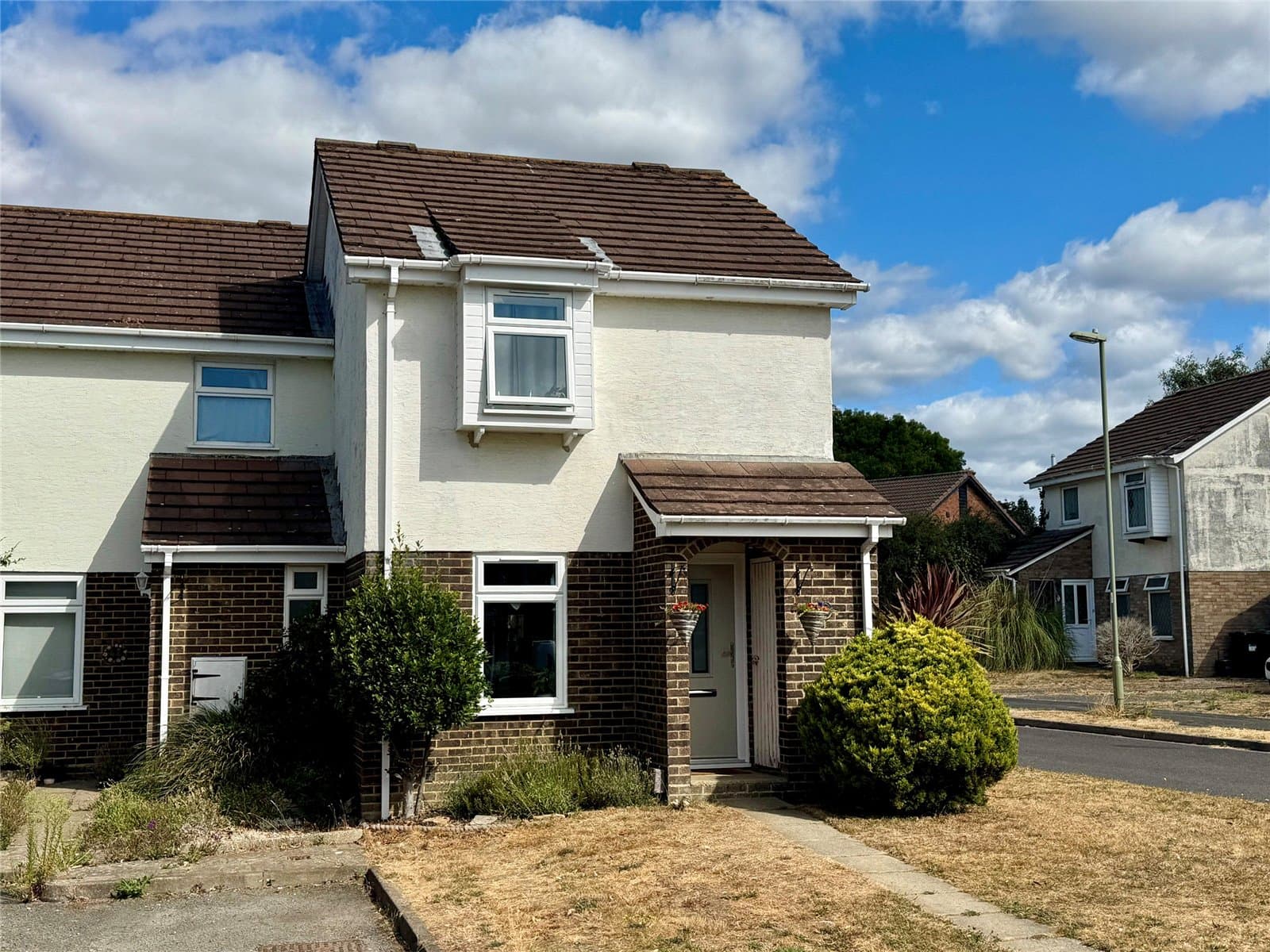 Brownsea Close, New Milton, Hampshire, BH25 5UG