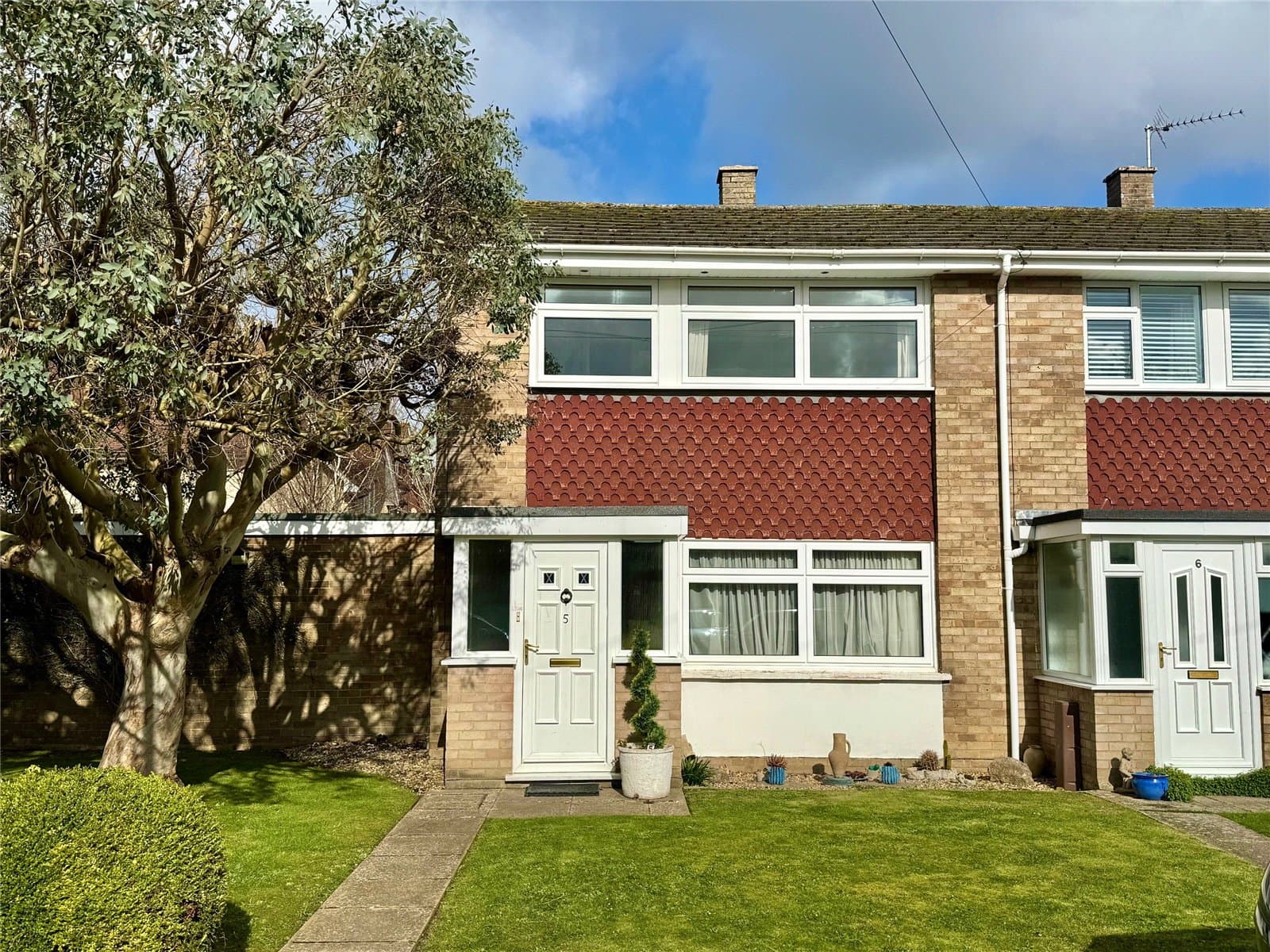 Camellia Gardens, New Milton, Hampshire, BH25 6BL