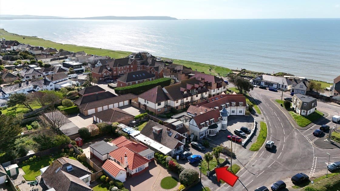 Barton Court Avenue, Barton On Sea, Hampshire, BH25 7EY