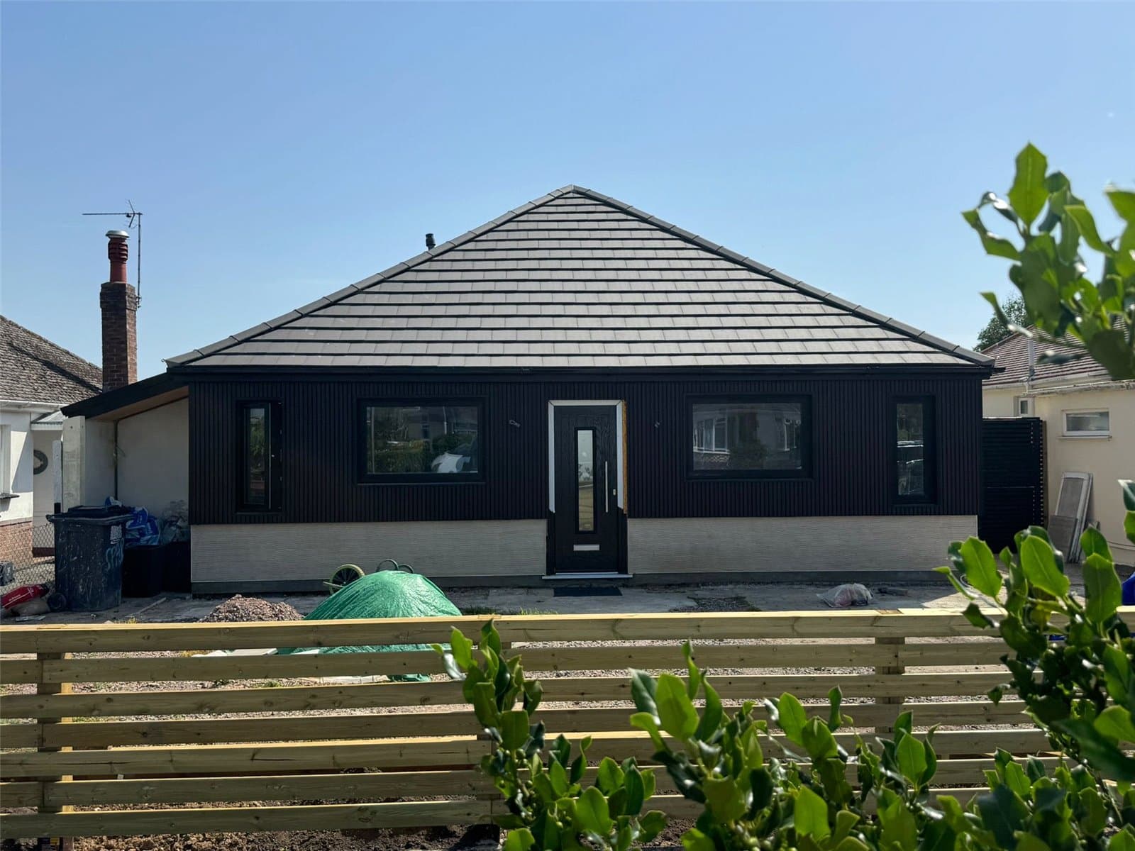 Wavendon Avenue, Barton On Sea, Hampshire, BH25 7LS