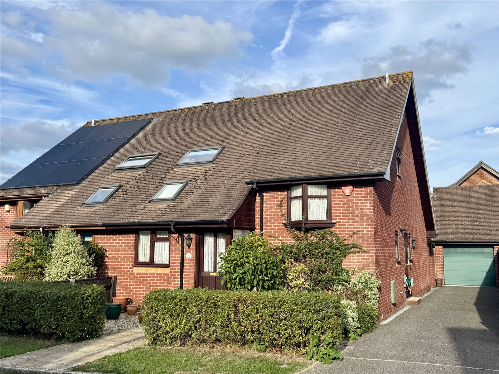 Charnock Close, Hordle, Hampshire, SO41 0GU