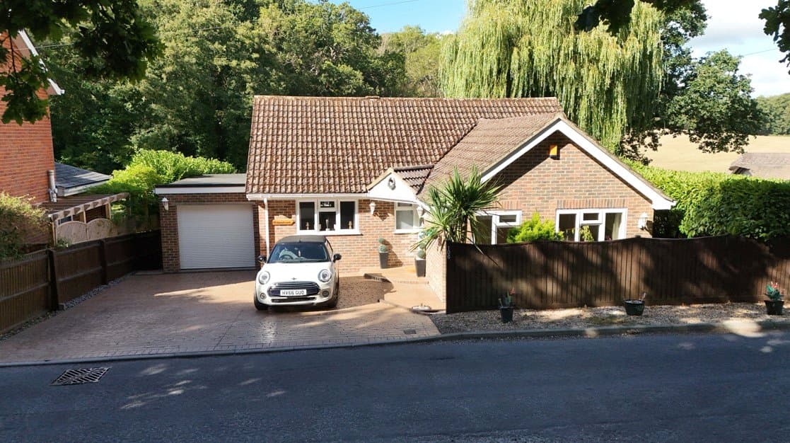 Lower Ashley Road, New Milton, Hampshire, BH25 5QG