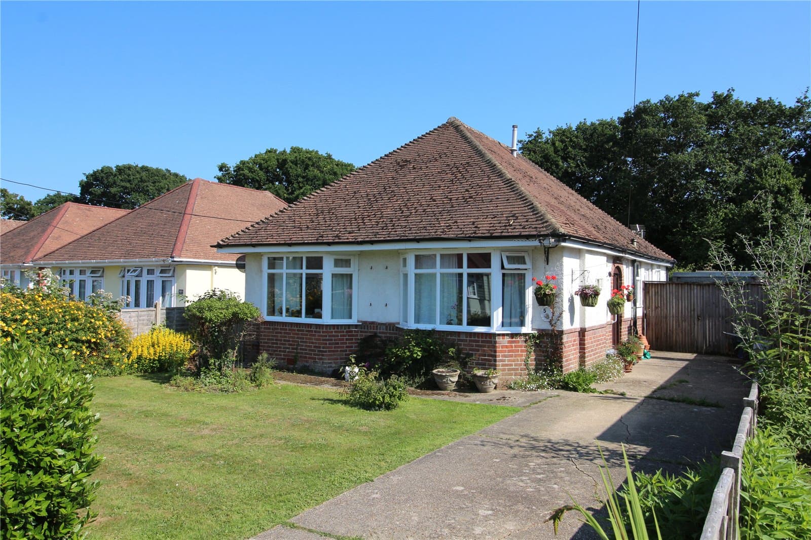 Newlands Road, New Milton, Hampshire, BH25 6PH