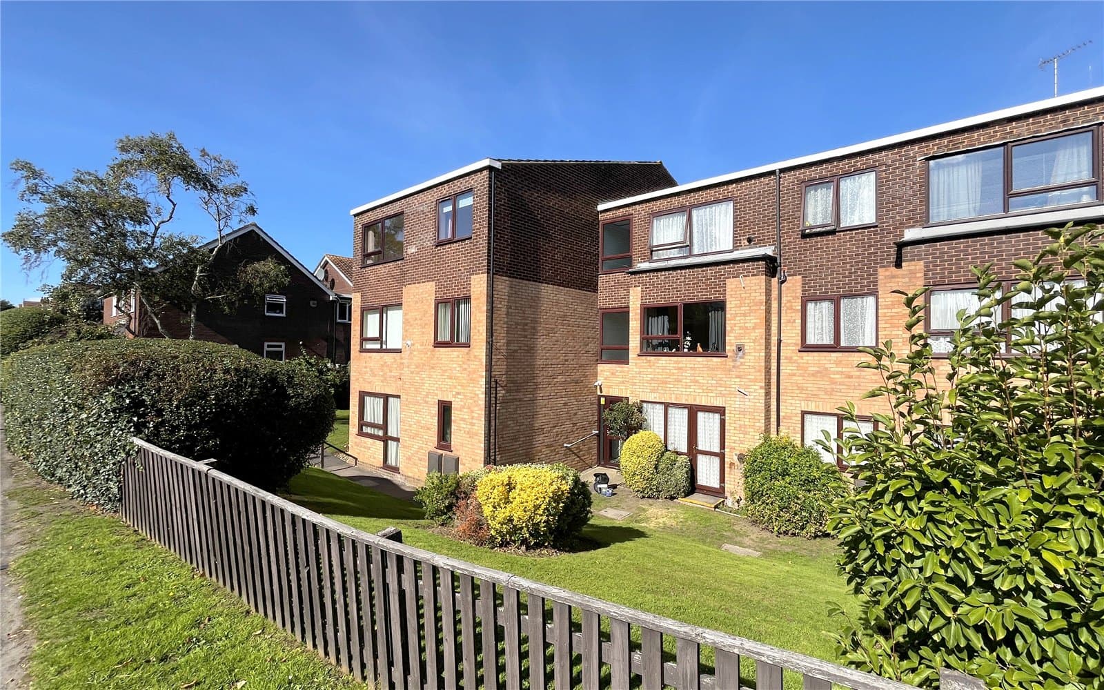 Lymington Road, Highcliffe, Christchurch, Dorset, BH23 5HG