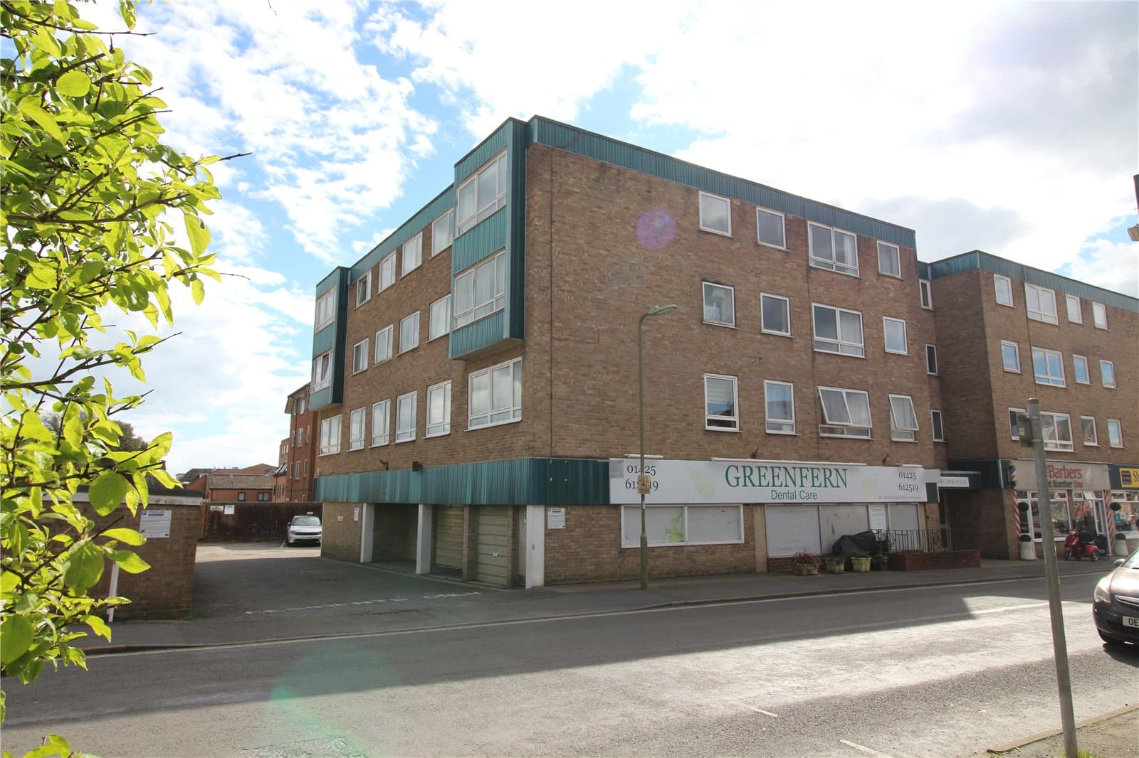 Osbourne House, Station Road, New Milton, Hampshire, BH25 6HL