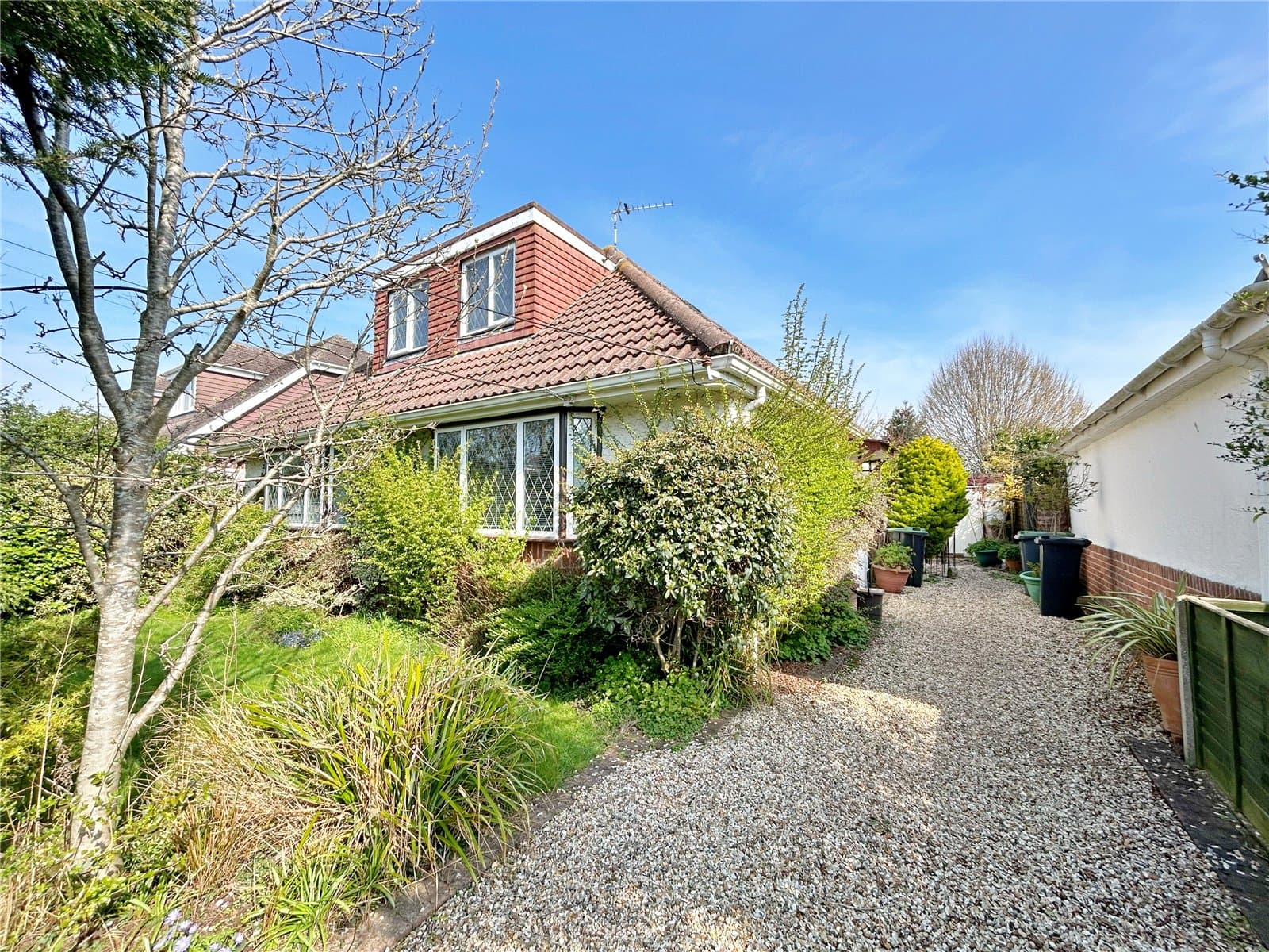 Highland Avenue, Highcliffe, Christchurch, Dorset, BH23 5LN