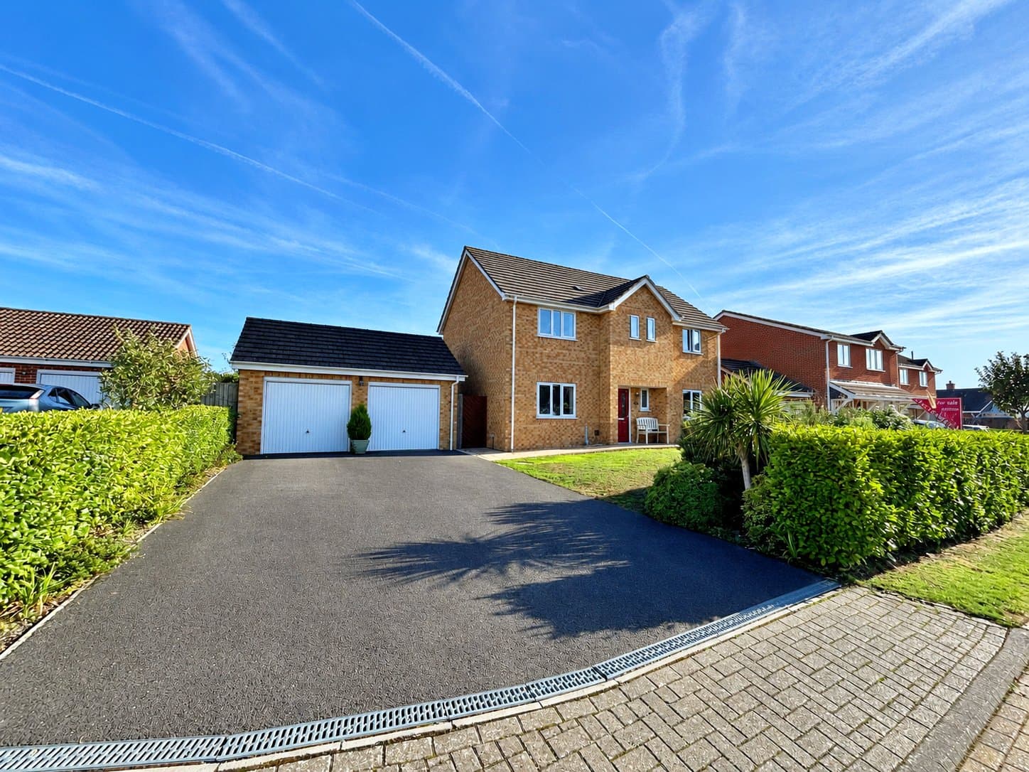 Daisy Close, Highcliffe, Christchurch, Dorset, BH23 4UW