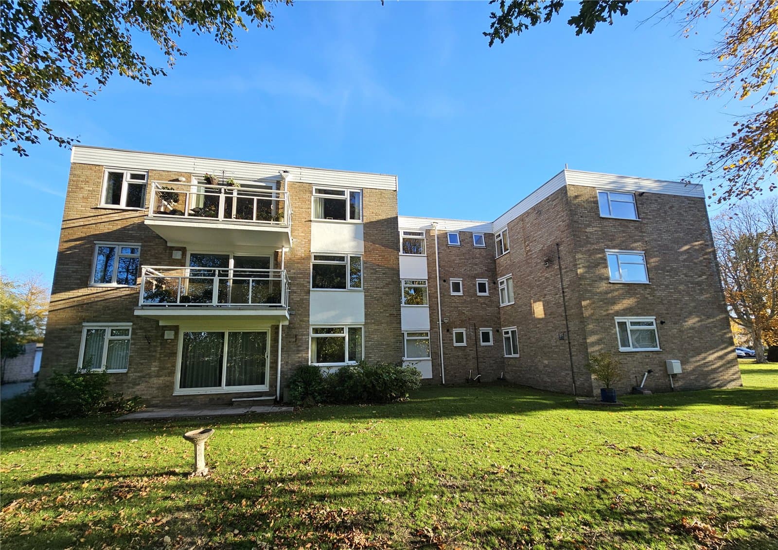 Earlsdon Way, Highcliffe, Christchurch, Dorset, BH23 5TB