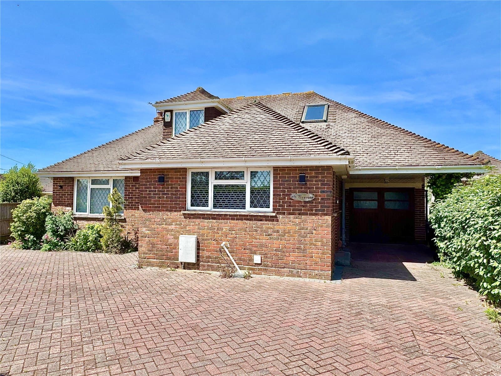 Seafield Close, Barton On Sea, Hampshire, BH25 7HR