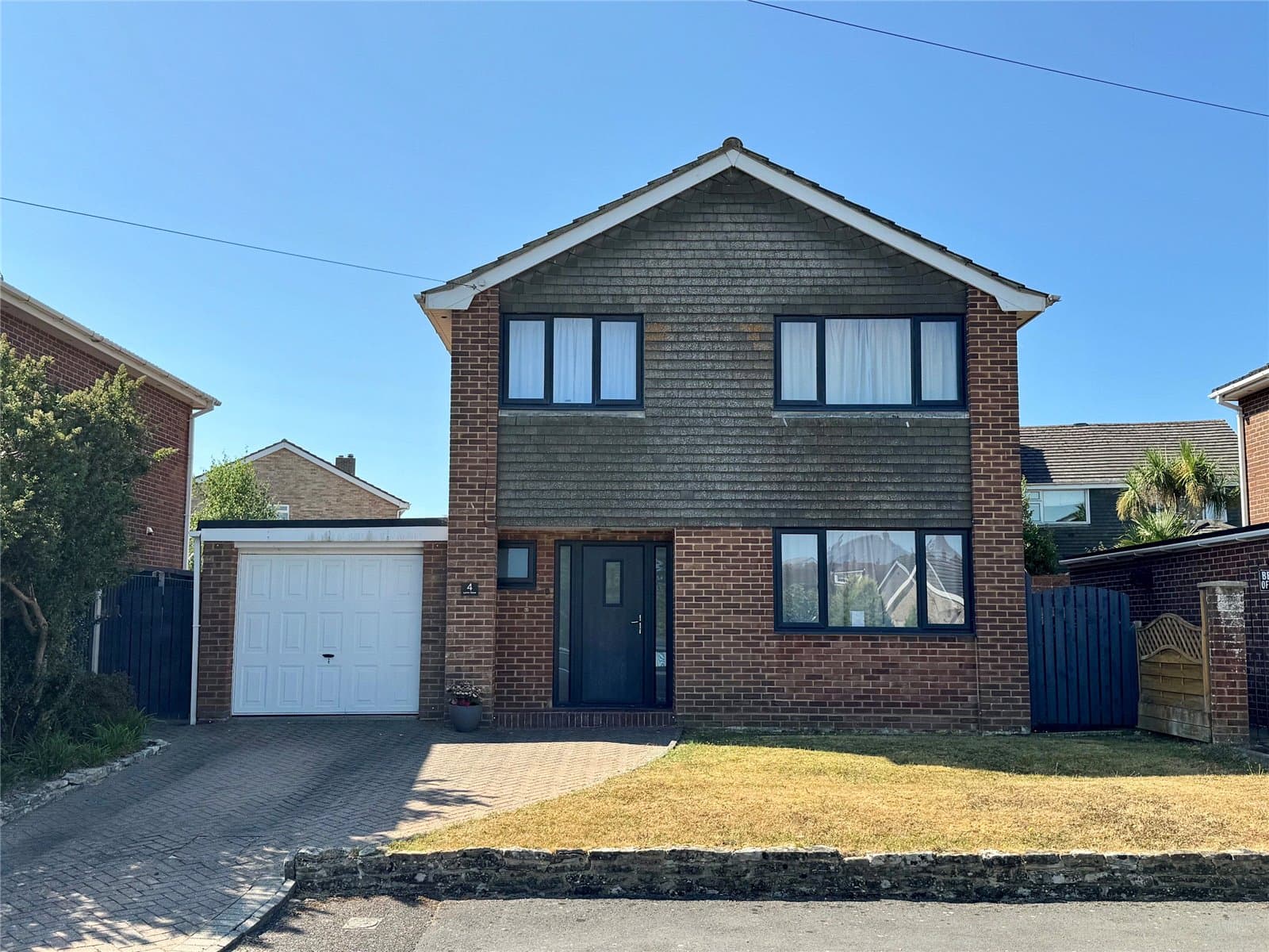 Lynric Close, Barton On Sea, Hampshire, BH25 7DG