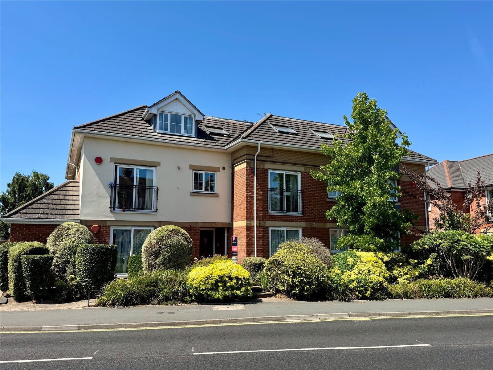 Fernhill Lane, New Milton, Hampshire, BH25 5JJ
