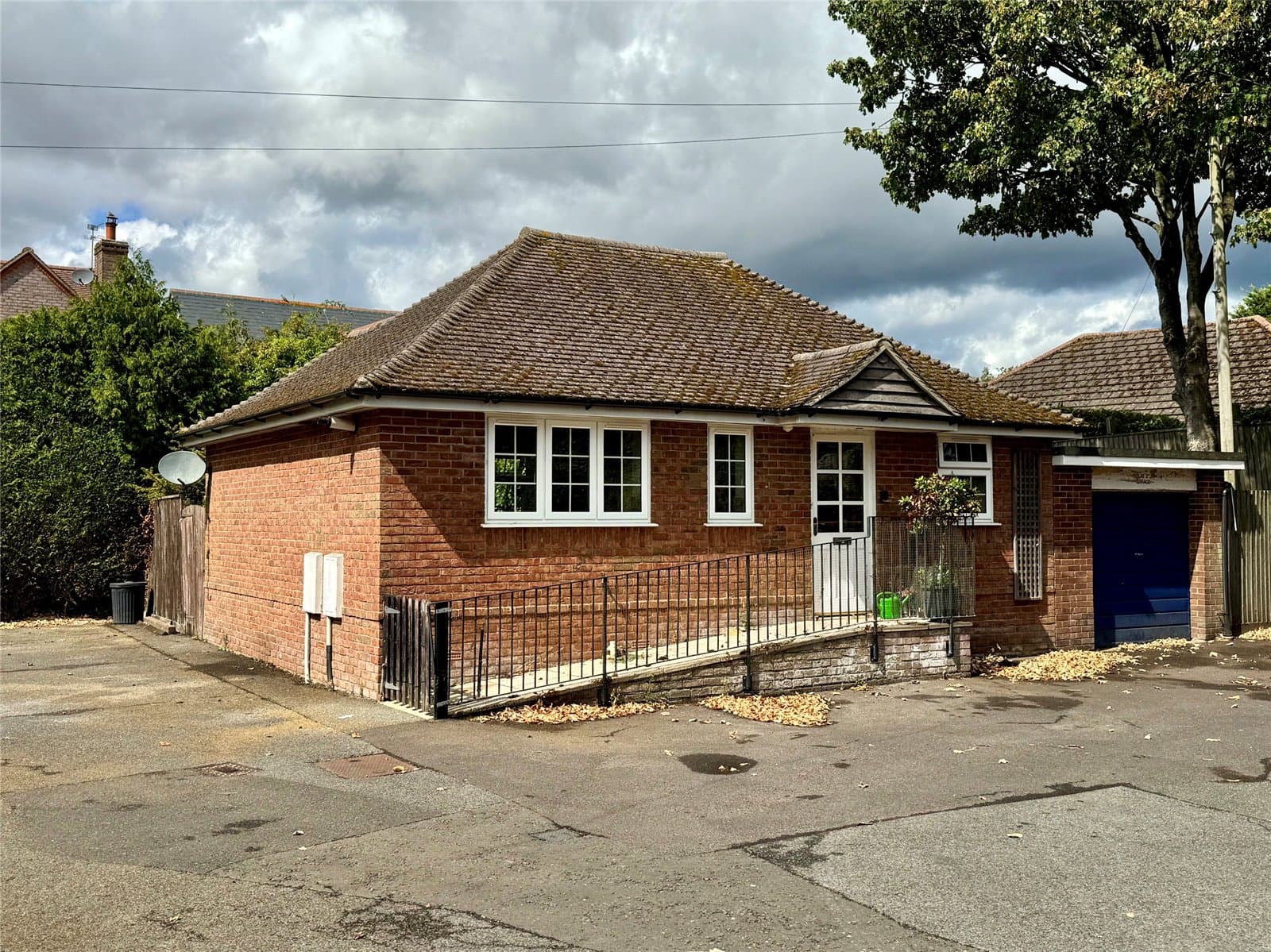 Bouverie Close, Barton On Sea, Hampshire, BH25 7HB