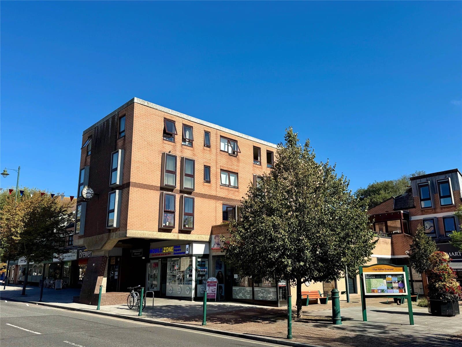Homemill House, Station Road, New Milton, Hampshire, BH25 6HX