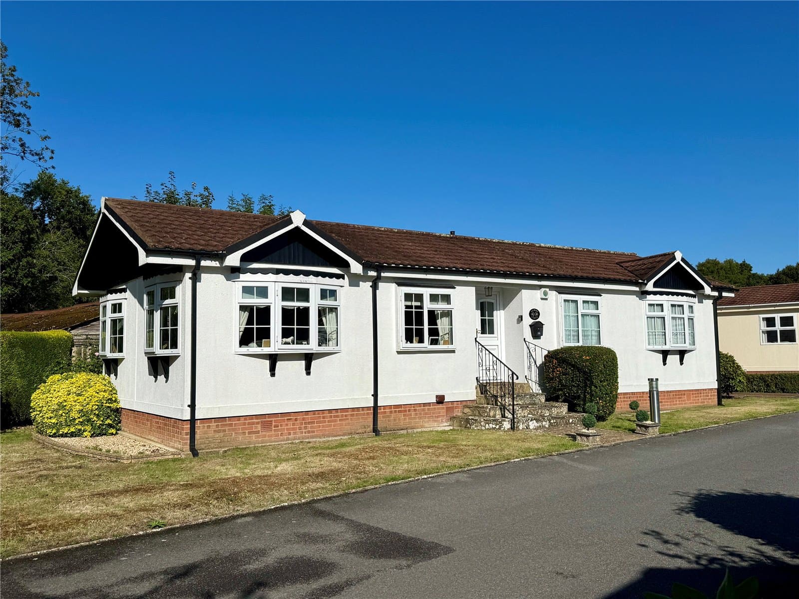 Knightcrest Park, Milford Road, Everton, Hampshire, SO41 0BA