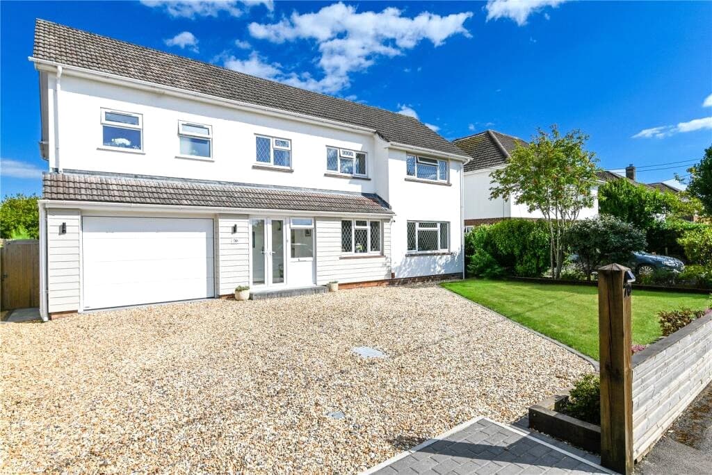 Barton Drive, Barton On Sea, Hampshire, BH25 7JL